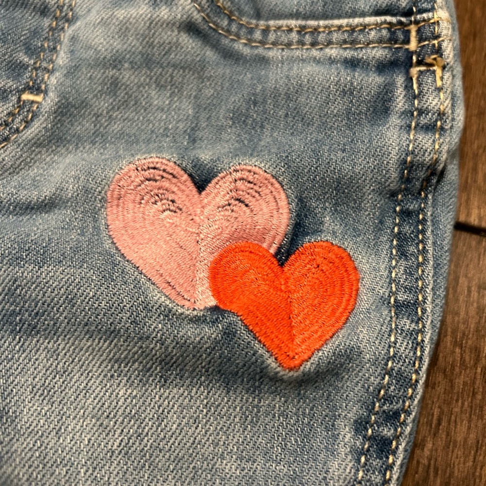 🌸 OshKosh Denim farmer jean Heart OverallsGirl pants 6 months Valentine’s Day - Picture 2 of 5